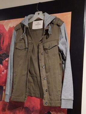 NWT Army Green Jean Denim Jacket with Gray Knit Sweatshirt Sleeves Hoodie Size S